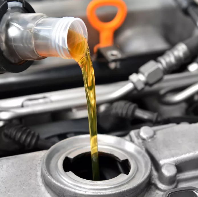 Importance of synthetic oil in prepping your car for warmer months